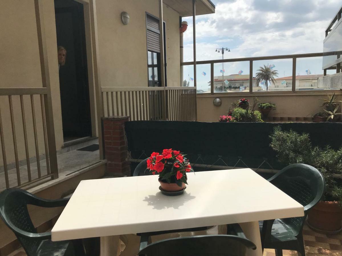 Casa Celeste Daire Viareggio Dış mekan fotoğraf